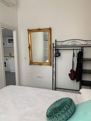 Mana Apartment Мадрид Екстериор снимка